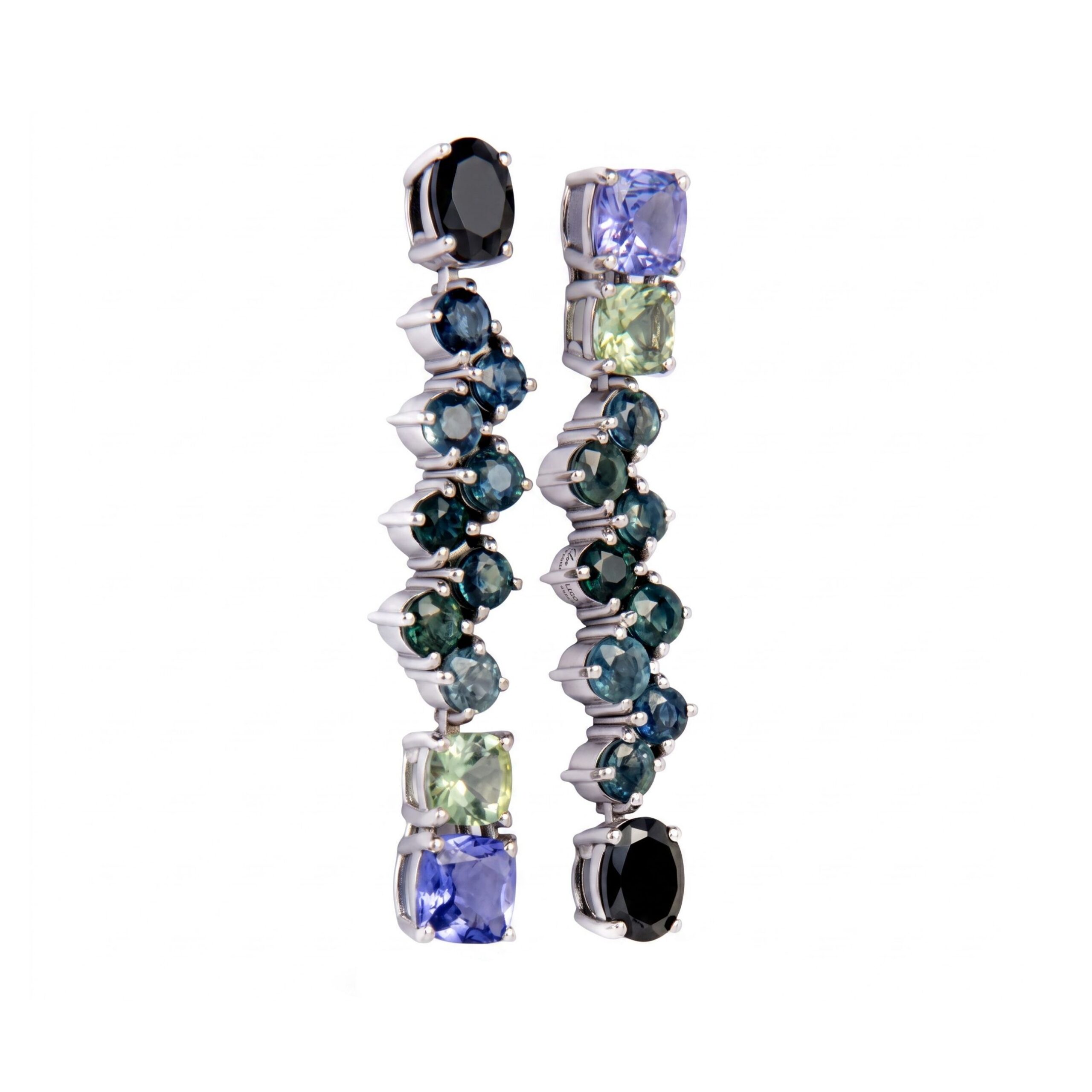 Orecchini in Oro Bianco 18k con Onice Nero 2,74 ct, Zaffiro Multicolore 4,27 ct, Tormalina Verde 1,12 ct, Tanzanite 1,76 ct - immagine 2