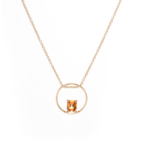 Collana in Oro Giallo 9k con Zaffiro 0,69 ct