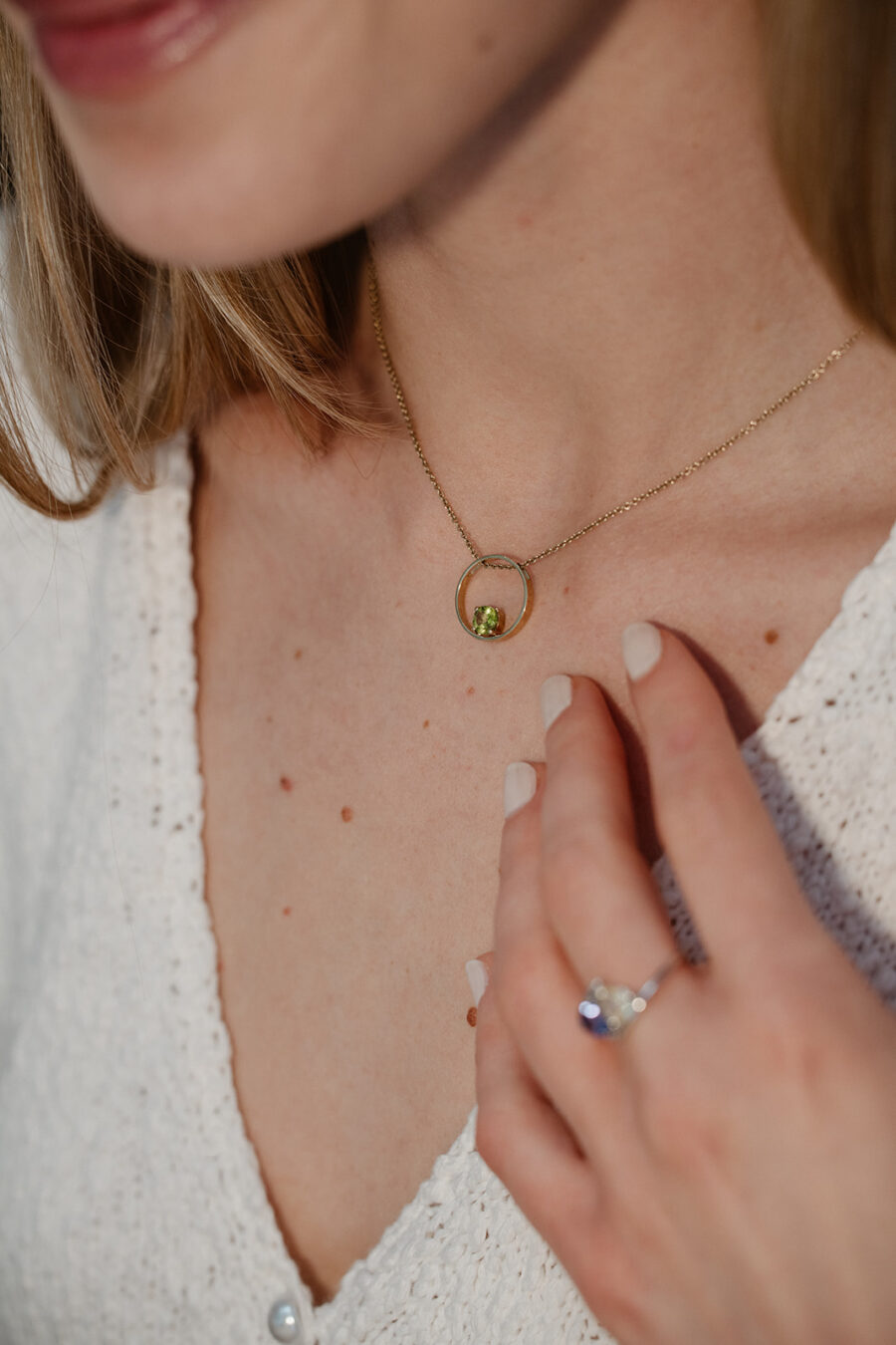 Collana in Oro Giallo 9k con Peridoto 0,52 ct - immagine 5