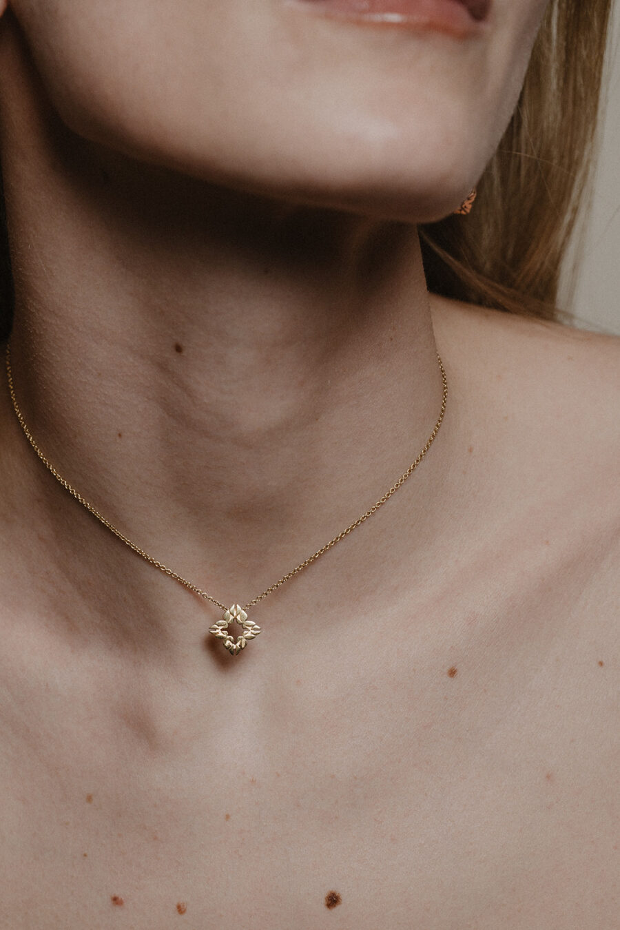 Collana Monogram Cler in Oro Giallo 9k - immagine 4
