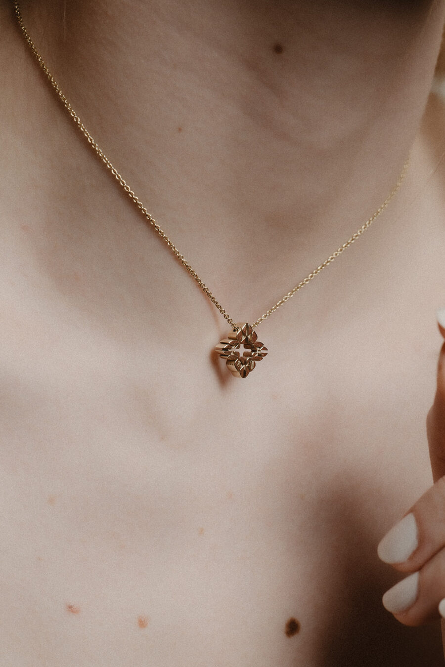 Collana Monogram Cler in Oro Giallo 9k - immagine 5
