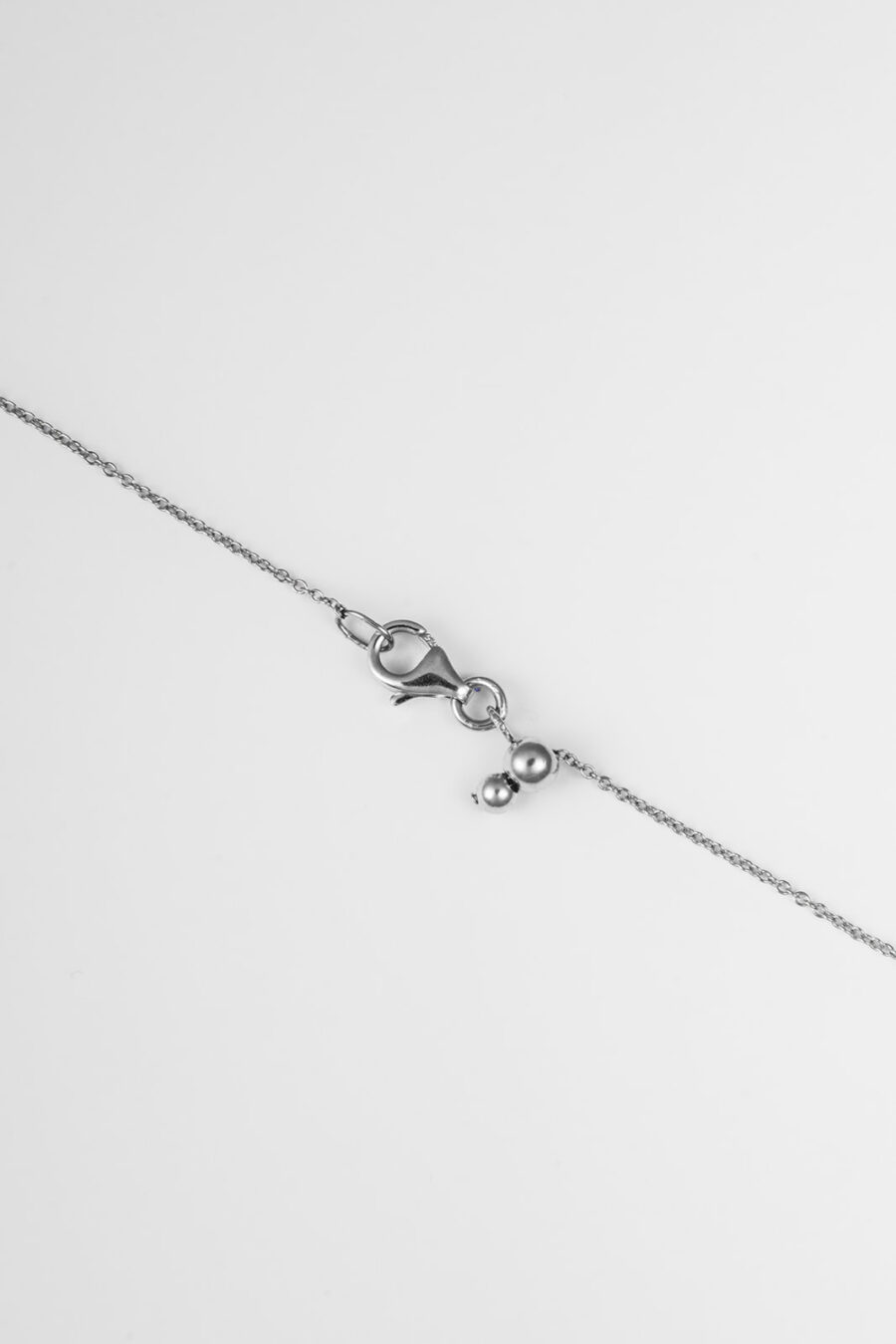 Collana Monogram Cler in Oro Bianco 9k con Diamanti D color 0,12ct - immagine 2