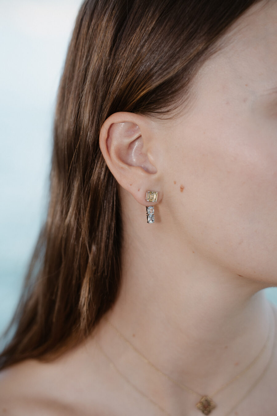 Back Flip in Oro Bianco 9k con Acquamarina 1,25ct - immagine 2