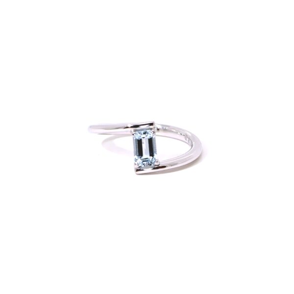 Anello Eterna in Oro Bianco 9k con Acquamarina 0,49ct