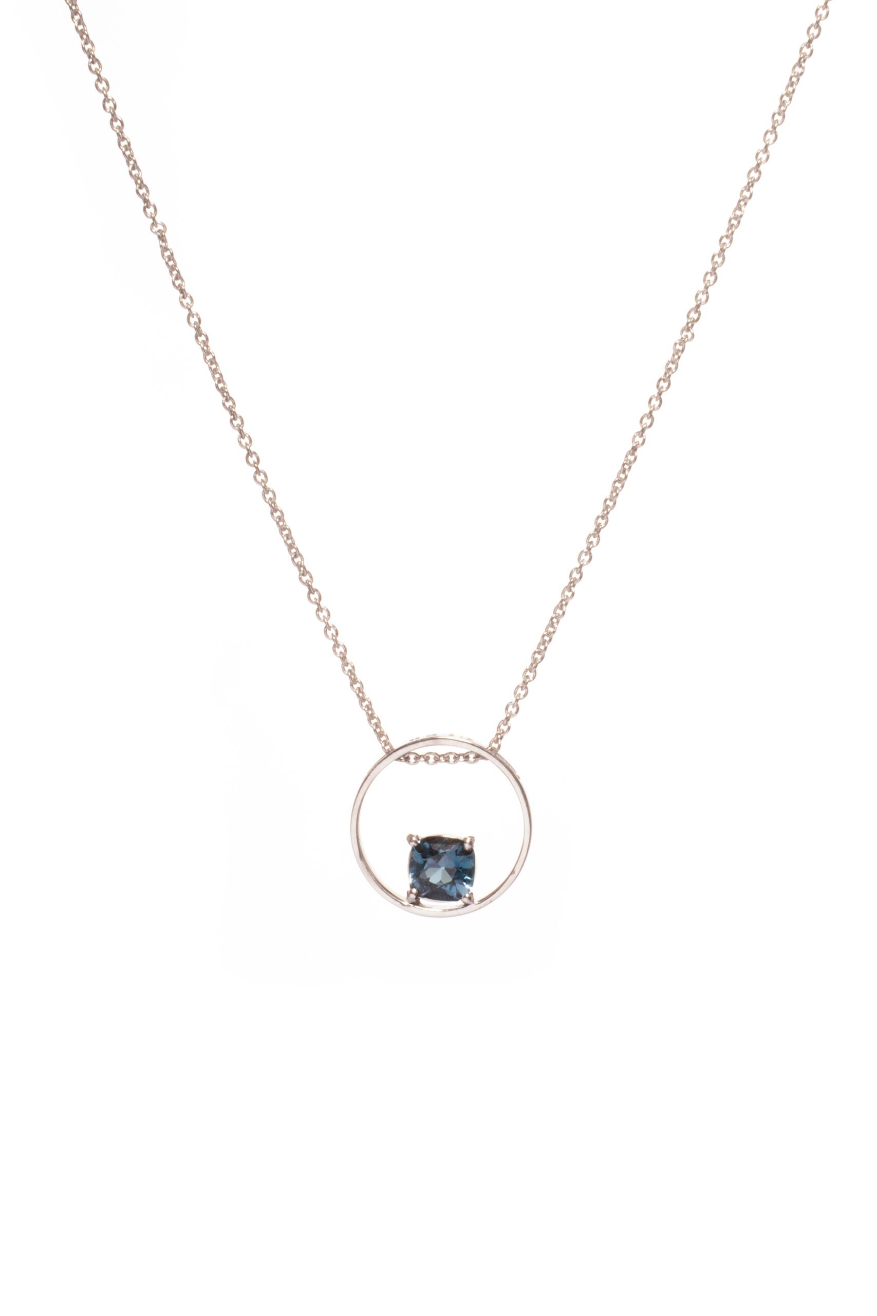 Collana in Oro Bianco 9k con Topazio 0,71 ct