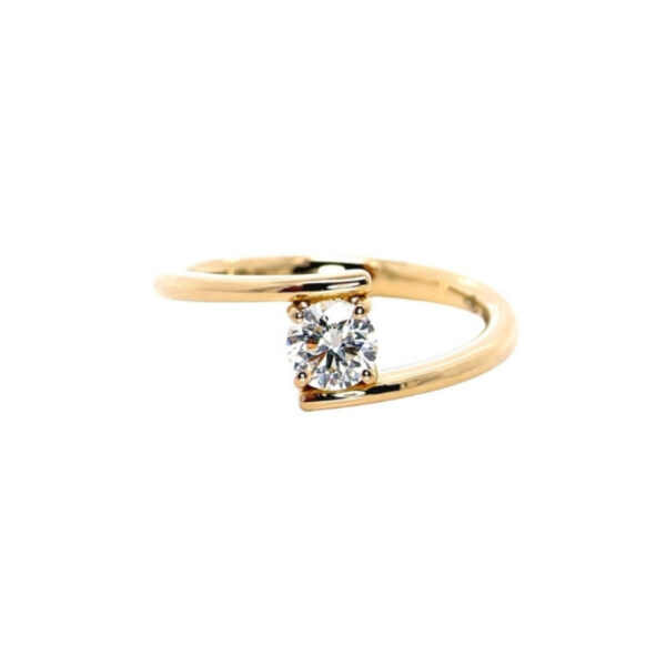Anello Eterna in Oro Giallo 18k con Diamante 0,61ct color J