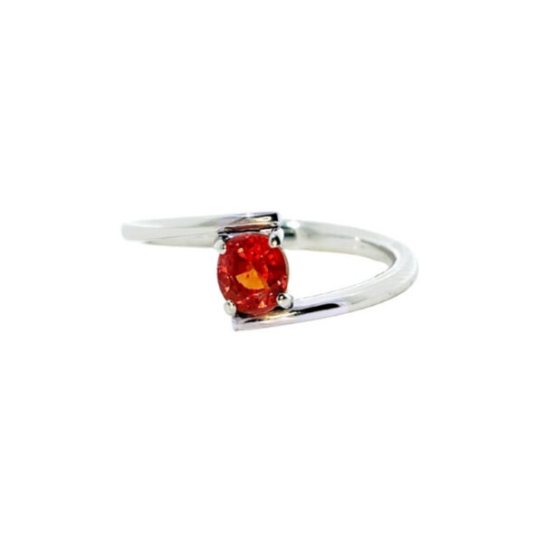 Anello Eterna in Platino con Rubino 0,82ct