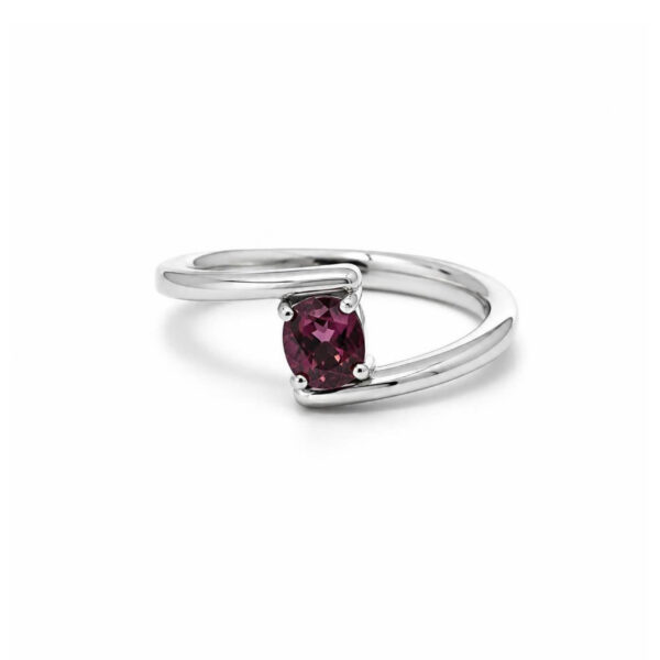 Anello Eterna in Oro Bianco 9k con Spinello 0,71ct
