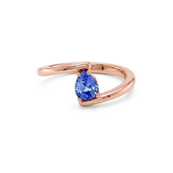 Anello Eterna in Oro Rosa 18k con Zaffiro Blu 0,69ct